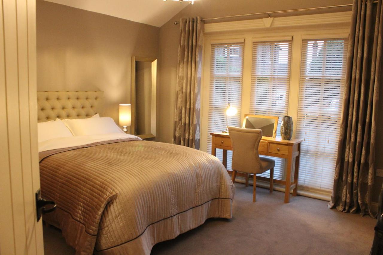 The Lodge At The Cedars Stourbridge Buitenkant foto